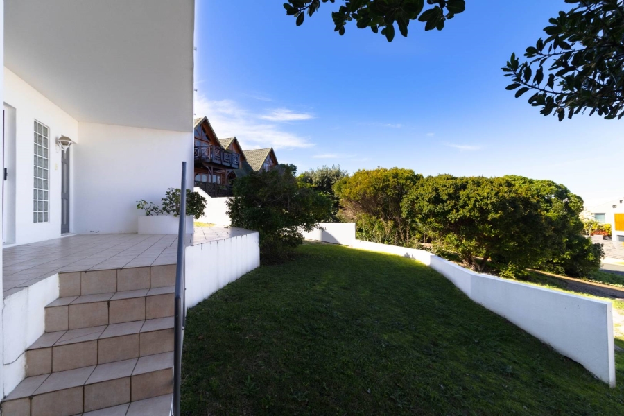 5 Bedroom Property for Sale in Vermont Western Cape